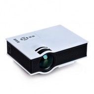 800 Lumen LCD Mini Projector with Native Resolutio...